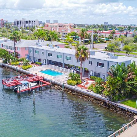 107-Waterfront-Walk To Beach-Lovely St. Pete Beach Exterior photo